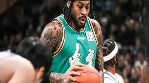 激情爆棚！2025中超盛宴观众狂飙600万，创历史新高，现场盛况空前！